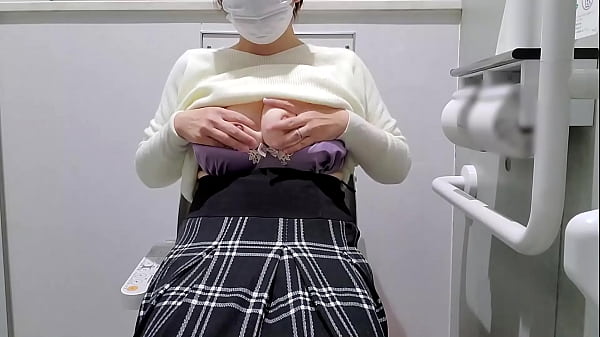 Play MP4 - 【オナニー・自撮り】トイレでドキドキオナニー