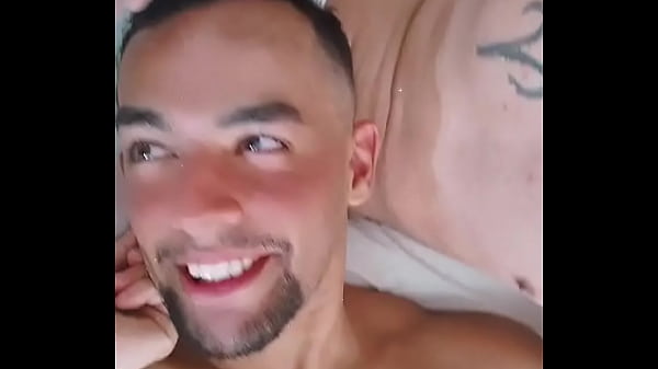 homem puto e safado gravando porno 