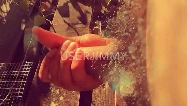 Nonton Cum Outside thumbnail