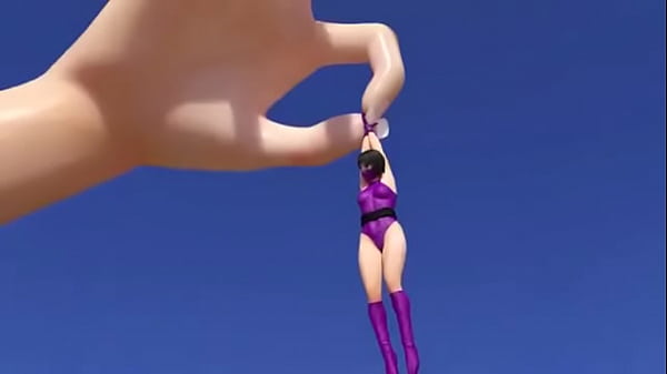 Giantess on the Beach Emi 