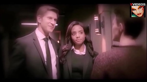 Batwoman ebony sexy cop groin knee & kick in the balls female power balls busted hot black girl police officer kicks some balls performing nutshots