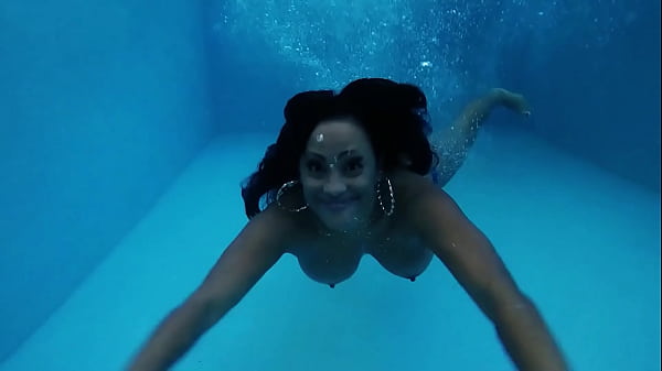 Role playing vid stepdaughter gorgeous aphro has sex with maxine 