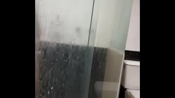 N&atilde;o larga o joguinho querendo comer o cuzinho 