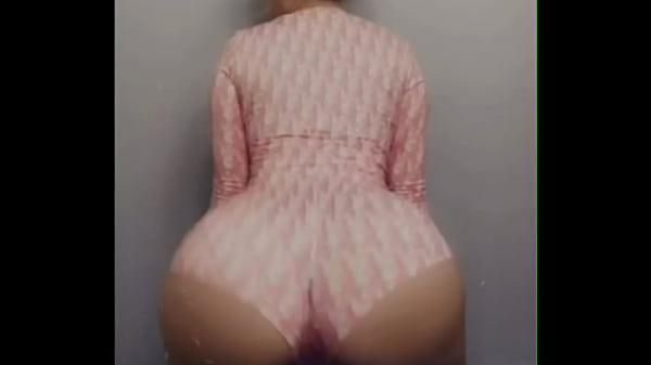 Nonton Nice Look Ain't It??? thumbnail