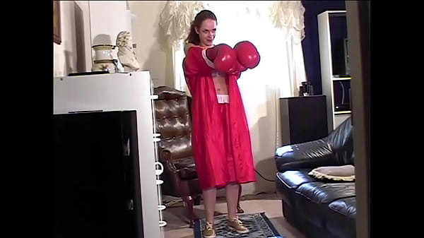 Victoria Sexy Brunette Amateur Bts Keds Photoshoot Mix thumbnail