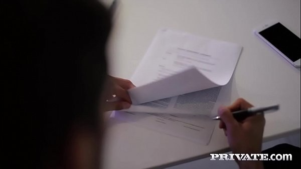 Play MP4 - Private&period;com - Barbara Bieber Puts the Squeeze on Her Boss