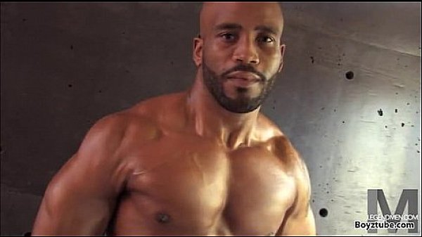 BLACK BIG DICK SEXY AND FINE 