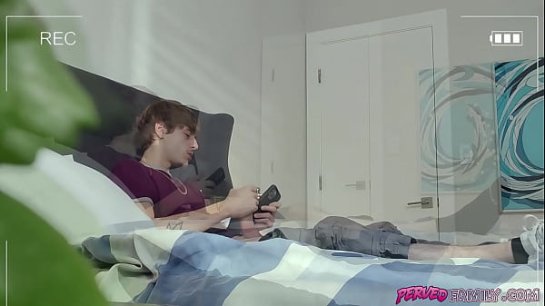 Play MP4 - Stepson&comma; I really really like your cock