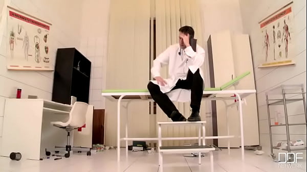 The policewoman wears nylons