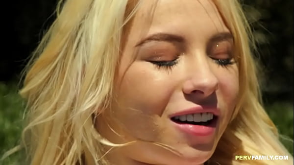 Horny Kenzie Reeves drilled outdoors_by her stepbrother