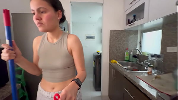 It can_t be that we continue cheating on your husband He s my BEST BITCH FRIEND