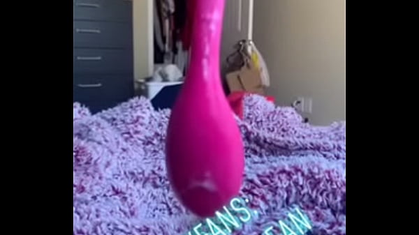 Nonton Creamy Vibrator thumbnail