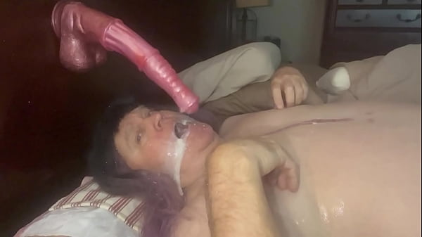 Crossdresser Getting Cum from Dildo 