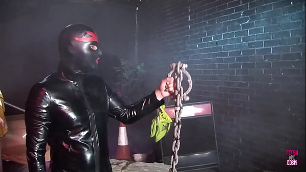 Nonton In London, These Two Remarkable Women Had The Opportunity To Encounter The Latex Individual thumbnail