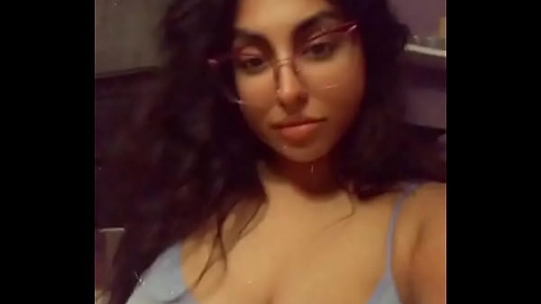Nonton Thick Thot Twerks Big Boobs thumbnail