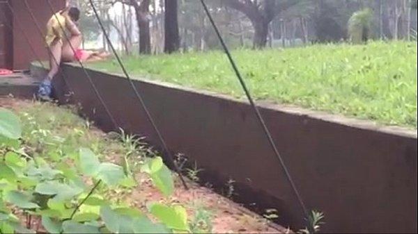 Casal fodendo no campus PORNOBRASILEIRO TOP