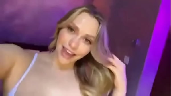 Horney starved lesbians 