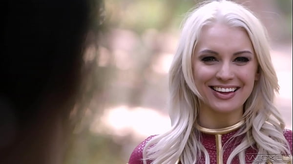 Play MP4 - Wicked - Captain Marvel Makes Her Alter Dimension Black Self Squirt Hard FULL SCENE