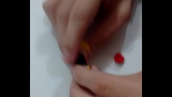 Novinha quadrada sendo enrabada e tomando gostoso 