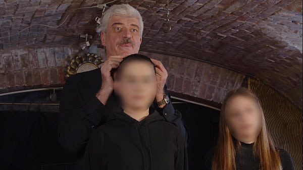 Nonton Sharing The Common Pain thumbnail