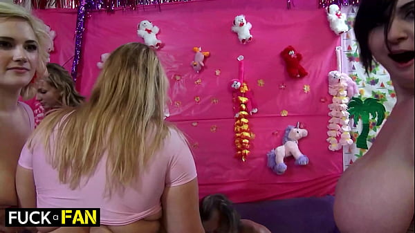 Fuck A Fan 4k &ndash; Rock Star Chris Magical Blowjob W Massive Tits Siri Dahl, Samantha 38 G, Nikki Sexx & Beverly Paige thumbnail