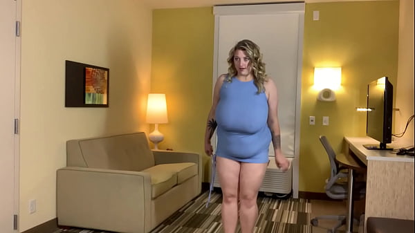 Play MP4 - Trophy wife with massive tits and belly