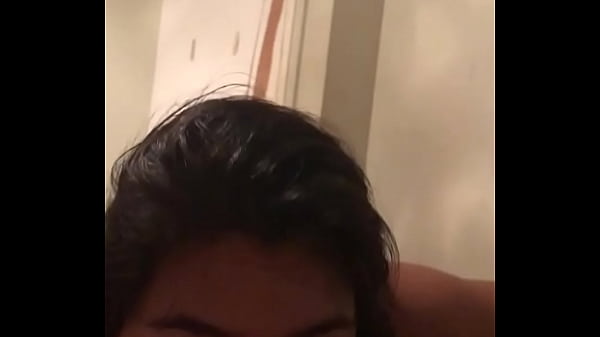 Nonton Love Dat Head thumbnail