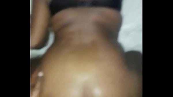 Play MP4 - Arrombando o Cuzinho da Casada Novinha &lpar;OBS&colon; dos 3&colon;40 aos 6&colon;00 s&oacute; rola o audio das estocas pois a c&acirc;mera saiu de tomada&rpar;