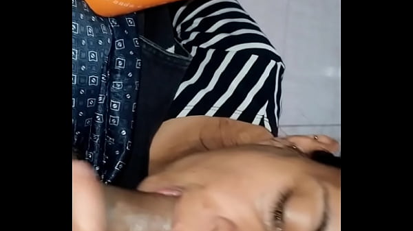 Esposa kally abre a sua boca de puta que eu vou gozar e toma todo seu caf&eacute; com leite 