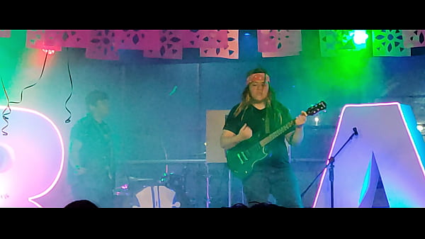 Cholo arequipe&ntilde;o que se cree pituco en cajamarca rompe los escenarios en ruta acustica termina mal solo llega a segunda ronda 