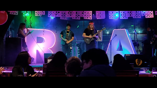 Cholo arequipe&ntilde;o que se cree pituco en cajamarca rompe los escenarios en ruta acustica termina mal solo llega a segunda ronda 