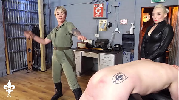 Play MP4 - Hardcore Strapping