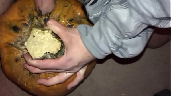 Me fucking a rotting pumpkin pt2