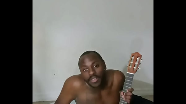 Re_singing_a few more songs for free that_reminds_myself of cleaning happening 2