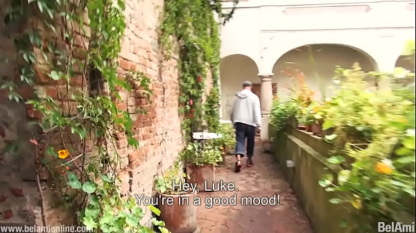 Play MP4 - Hot summer sex with XXL boys