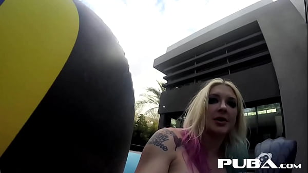 A Couple Of Gorgeous Lesbians Love Licking Each Other thumbnail