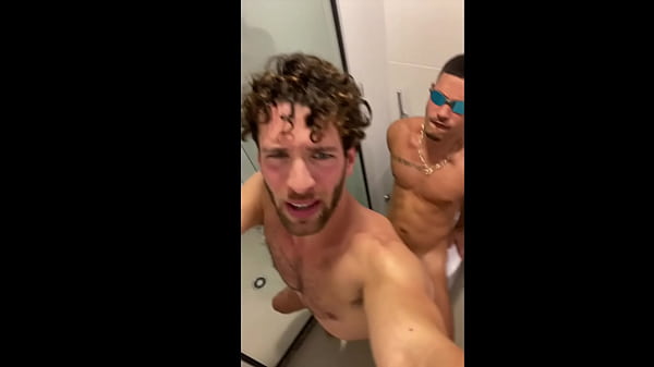 Fudendo O Argentino Puto - Parte Ii thumbnail