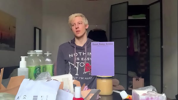 SISSY IS ALWAYS HUNGRY FOR RAW COCK
