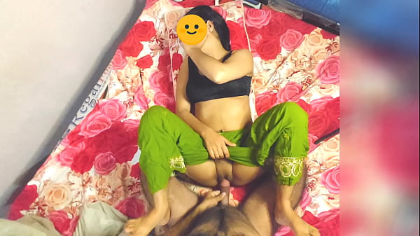 Pakistani Virgin girl viralsexy video