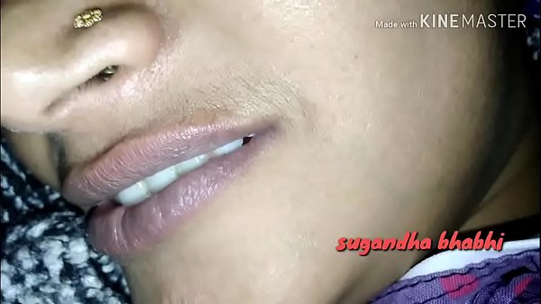 Play MP4 - &lpar;हिन्दी ऑडियो&rpar; देसी किरायेदार आंटी को कम्बल में चोदा