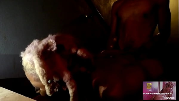 Play MP4 - Princess hayze caught fucking in the stairwells