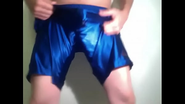 Play MP4 - Pau Gozando na Bermuda de Nylon