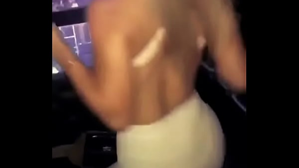 Yahaira disfruta solter&iacute;a 