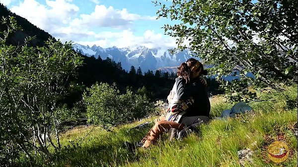 Play MP4 - Is the deepthroat more eye-catching than the landscape&quest; Why choosing&quest;