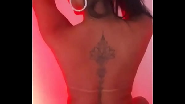 Nonton Amiga Manda V&iacute;deo Chamando Eu Meu Mari thumbnail