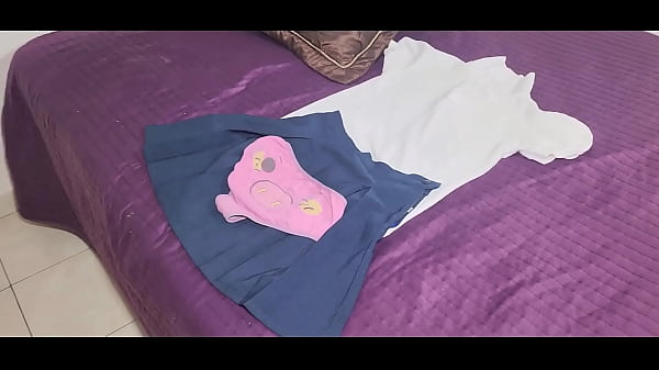 Nonton 18 A&ntilde;os De Pasi&oacute;n: Hermanastra Follada Por El Casero Escena Prohibida thumbnail