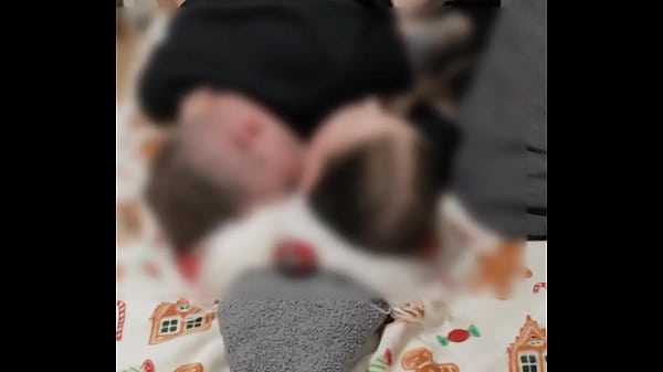 Play MP4 - in bed with my husband&period;