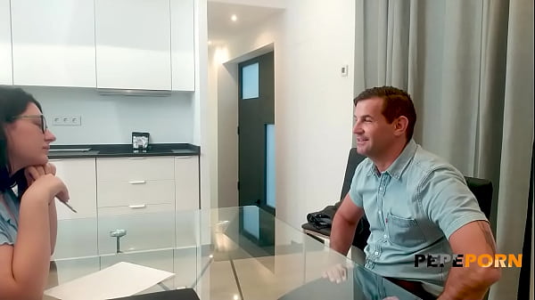 Meraki_Pacense_feels like becoming a secretary_and doing dirty_things to candidates