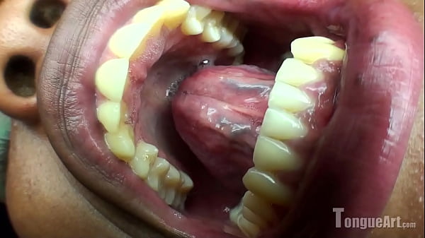 Play MP4 - Breanna Super Close