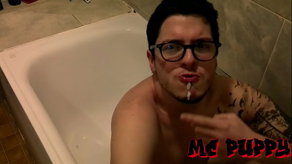 Golden Shower thumbnail